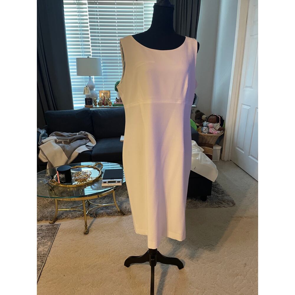 Kasper White 2 Piece Suit Dress Size 14 Single Button Jacket Modest - Picture 4 of 9